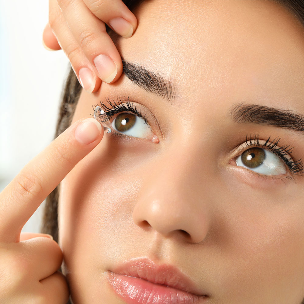 Contact lenses in The Uplands